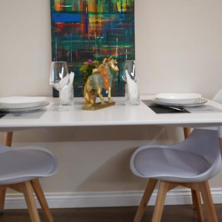 Daily Rent Studio Apartments Tiranë Ngoại thất bức ảnh