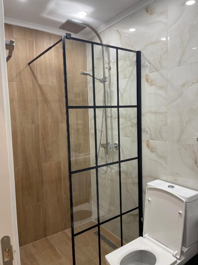 Daily Rent Studio Apartments Tiranë Ngoại thất bức ảnh
