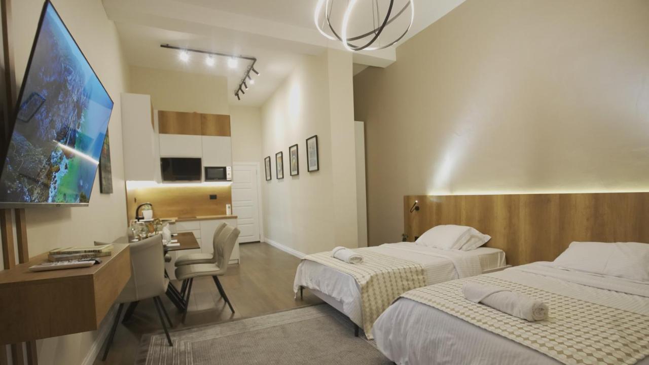 Daily Rent Studio Apartments Tiranë Ngoại thất bức ảnh