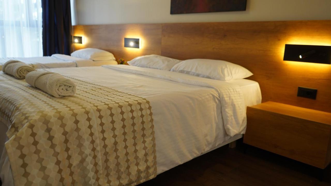 Daily Rent Studio Apartments Tiranë Ngoại thất bức ảnh