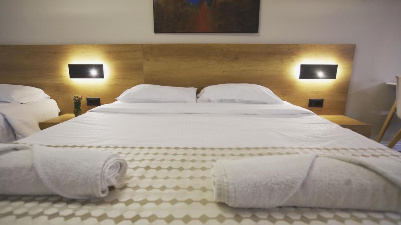 Daily Rent Studio Apartments Tiranë Ngoại thất bức ảnh