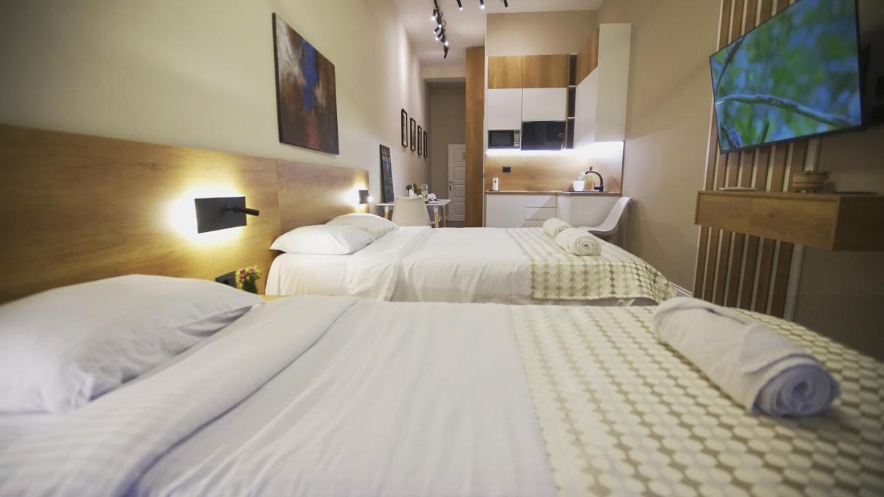 Daily Rent Studio Apartments Tiranë Ngoại thất bức ảnh