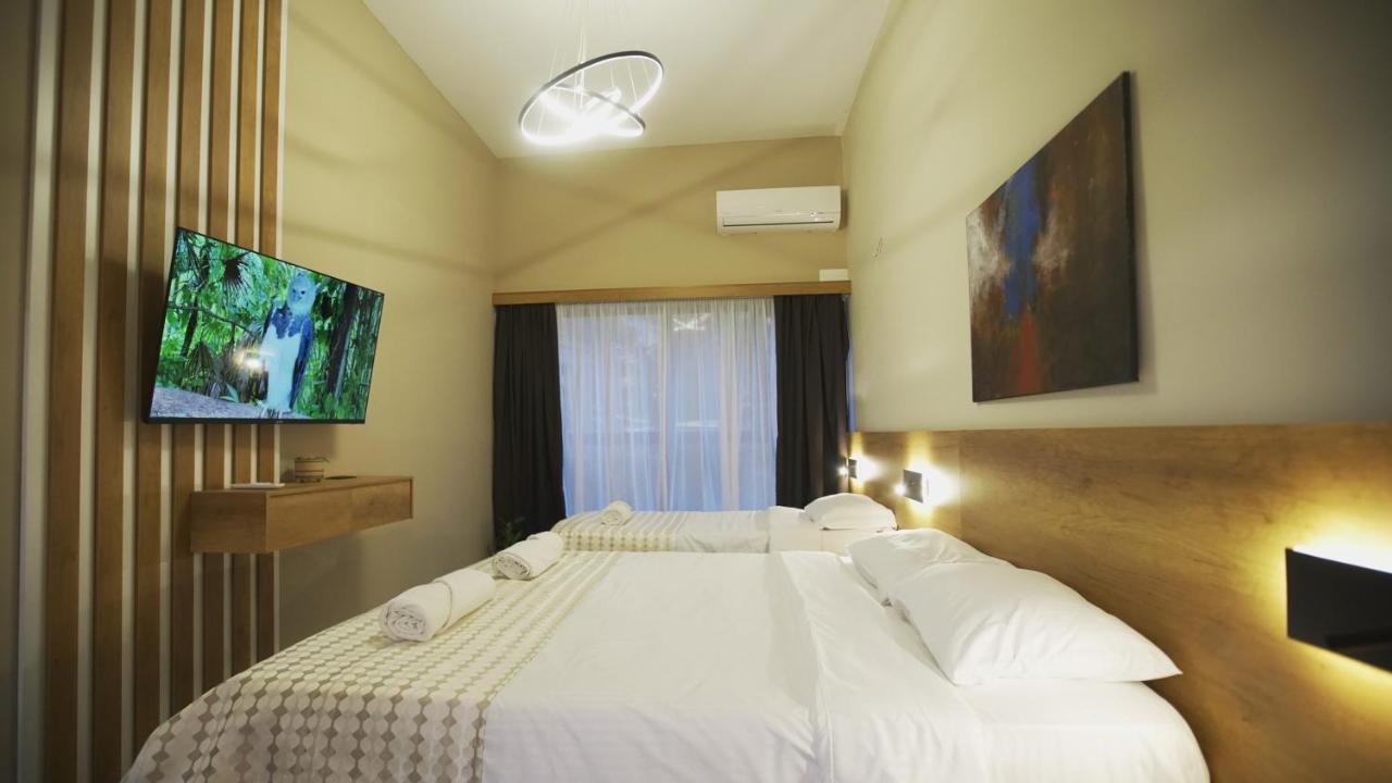 Daily Rent Studio Apartments Tiranë Ngoại thất bức ảnh